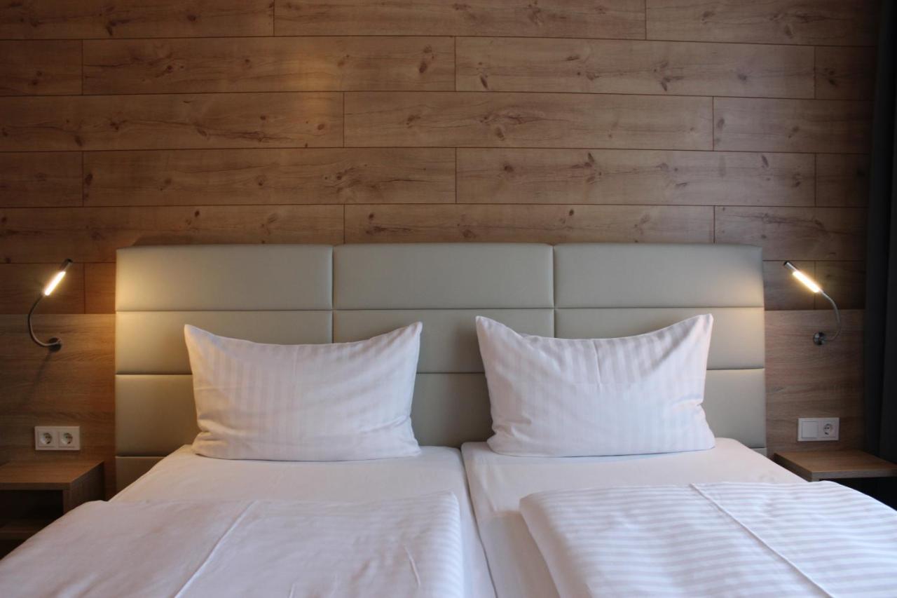 נויברנדנבורג Hotel Sankt Georg מראה חיצוני תמונה